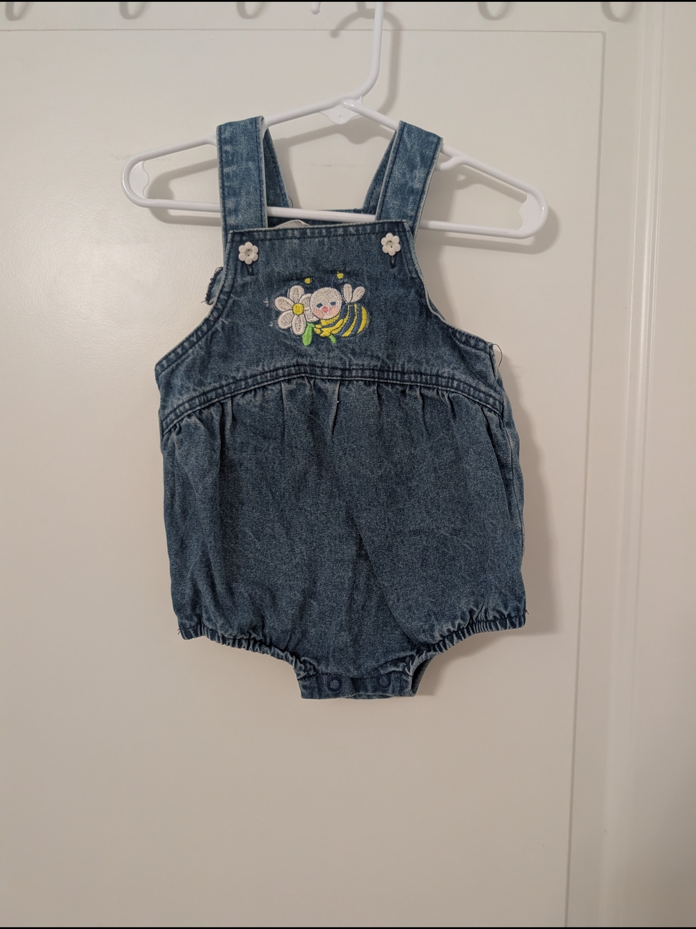 Vintage Y2K Denim Baby Bee Embroidered Sleeveless Romper‎